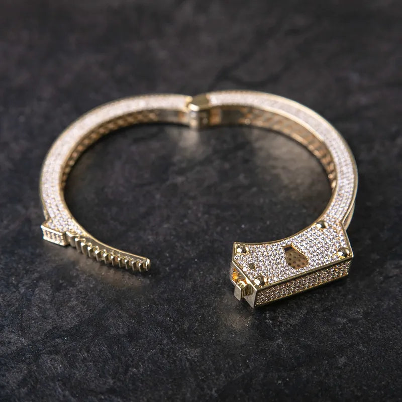 ICED HANDCUFF BRACELET - Gold