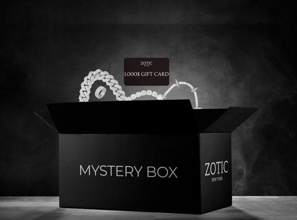 4-ITEM MYSTERY BOX |GIFT CARD| CHAINS| BRACELETS