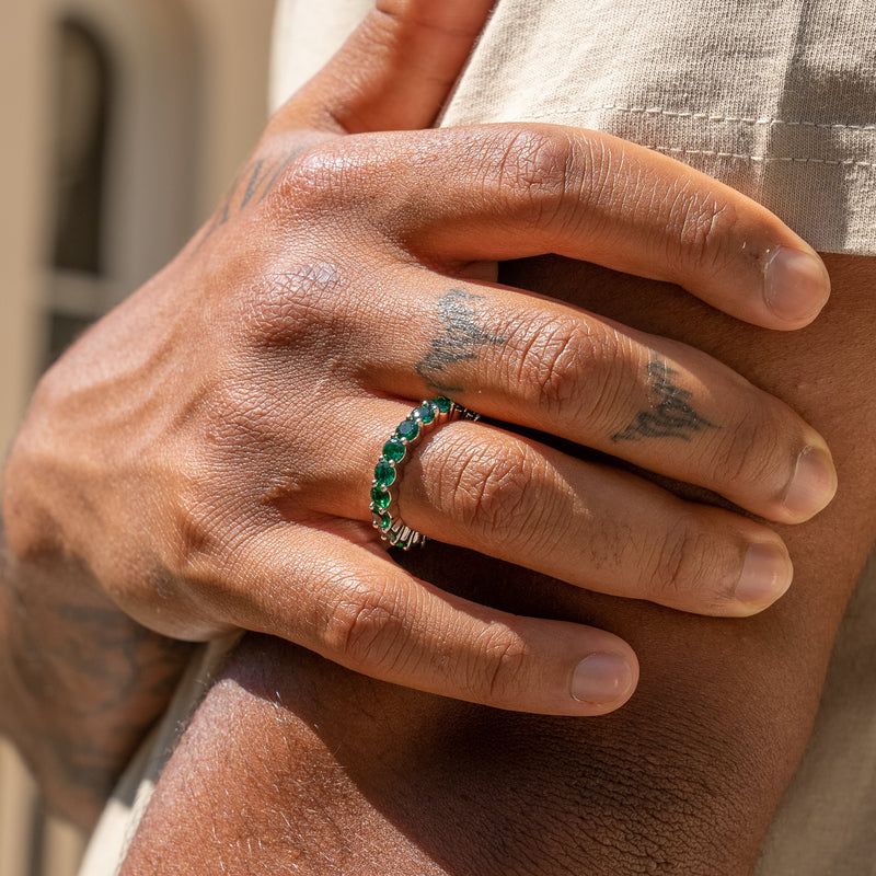 Single Row Ring - Green Emerald